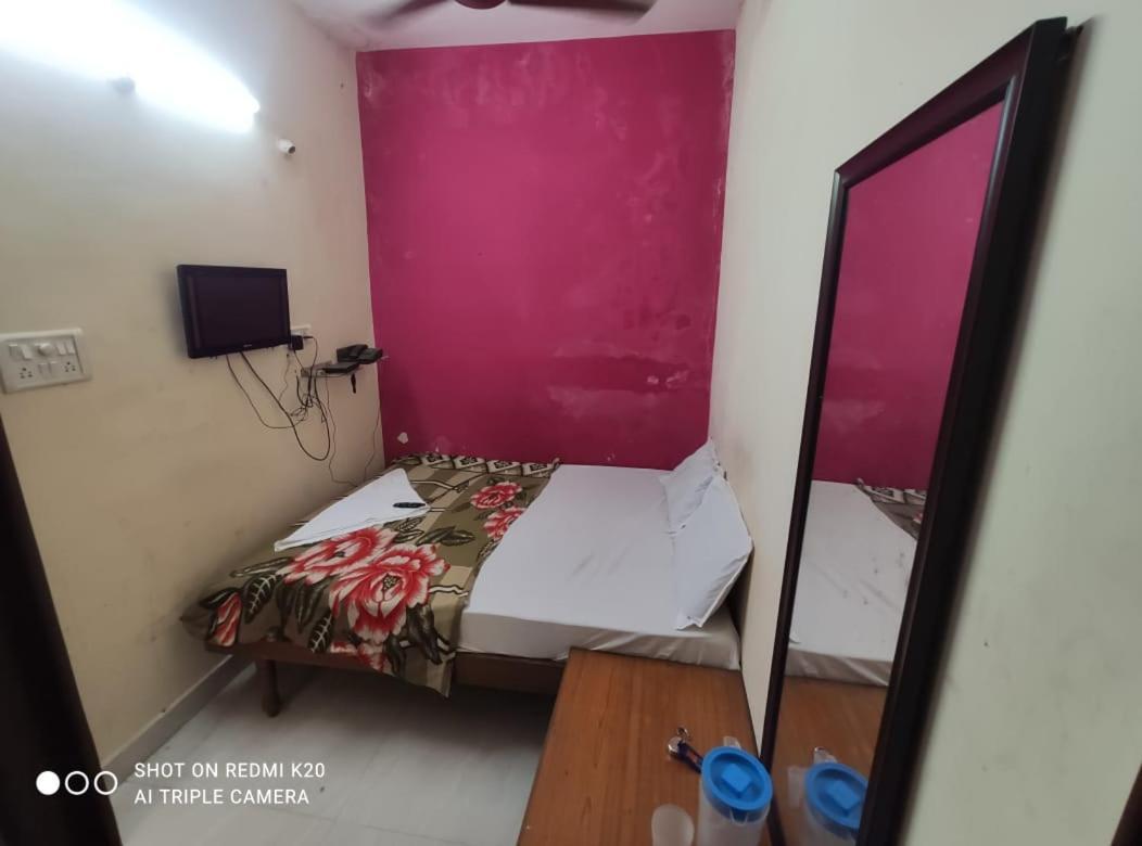 Hotel Sai Nivas Residency Хайдарабад Экстерьер фото